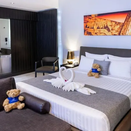 S Ratchada Leisure Hotel