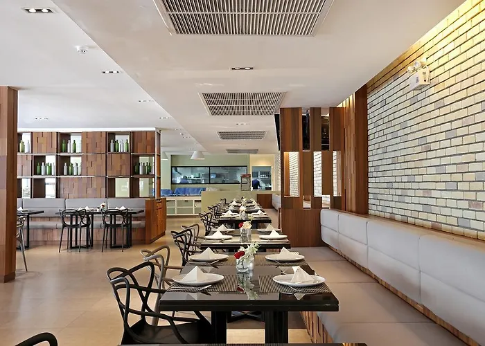 Hotel S Ratchada Leisure 5*