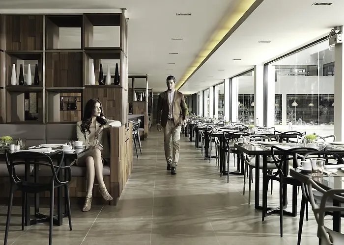 S Ratchada Leisure 5*