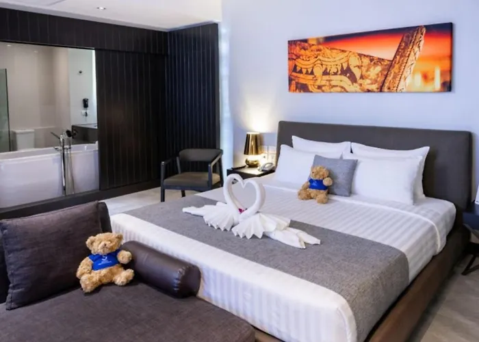 S Ratchada Leisure 5*