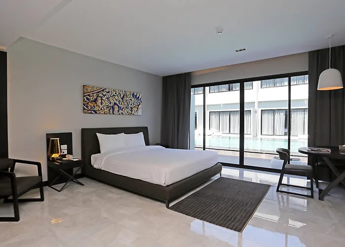 S Ratchada Leisure Hotel