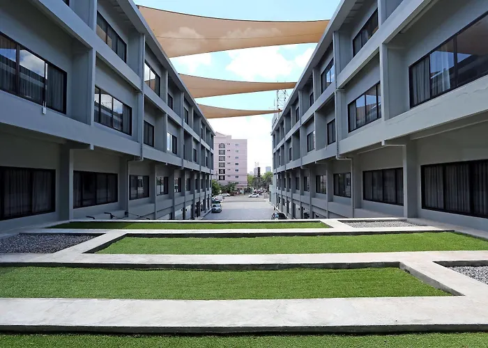 S Ratchada Leisure 5* Bangkok