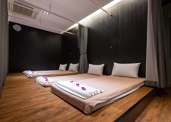 S Ratchada Leisure 5*