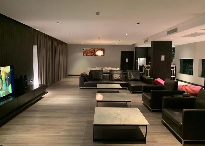 S Ratchada Leisure 5*