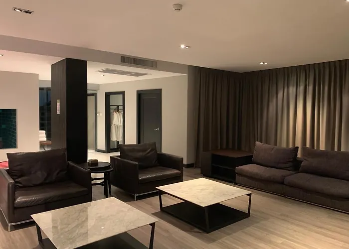 S Ratchada Leisure Hotel Bangkok