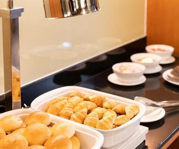 S Ratchada Leisure Hotel